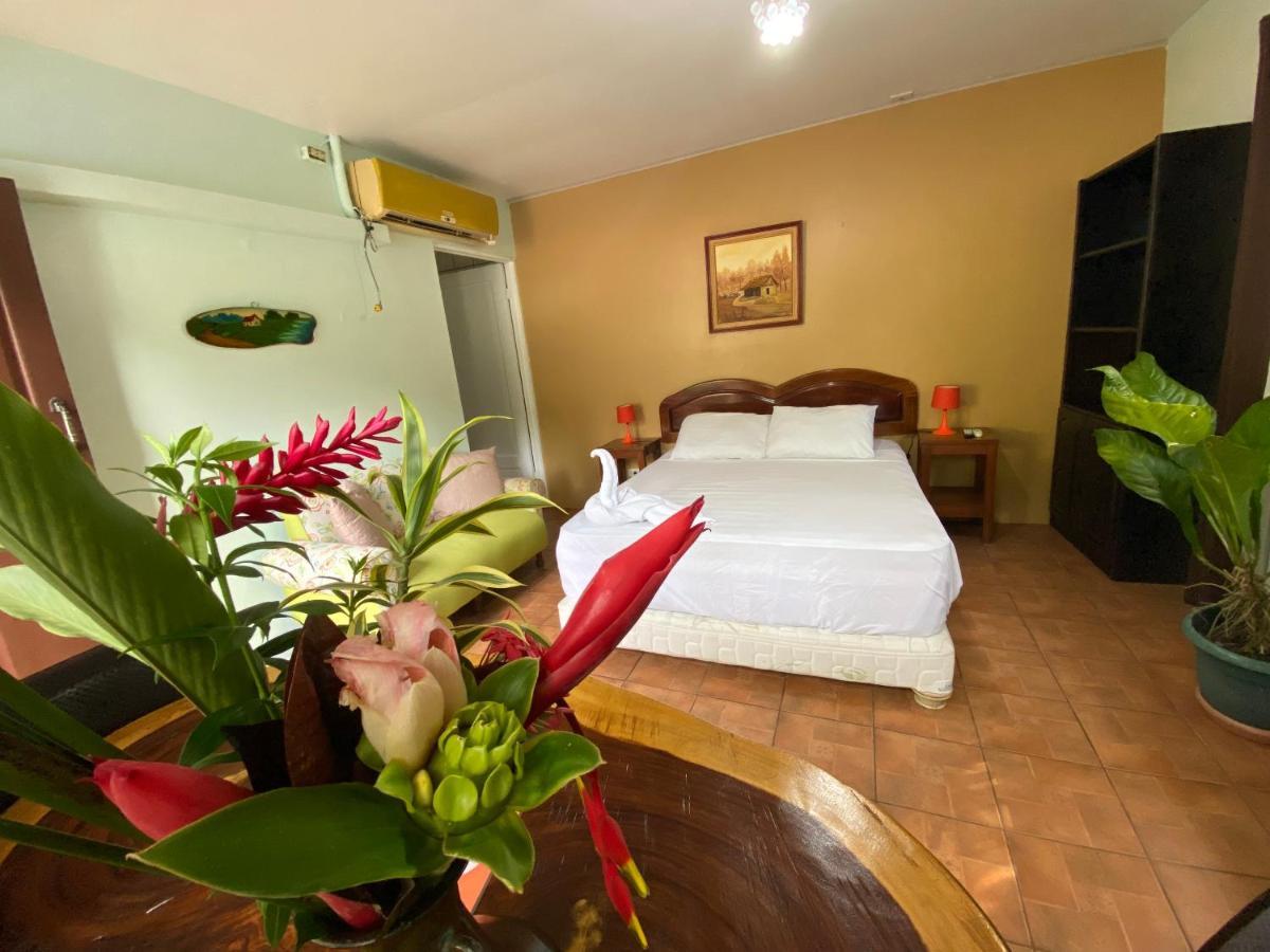 La Montanita Lodge Manuel Antonio Kültér fotó